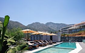 Isla Villas & Suites